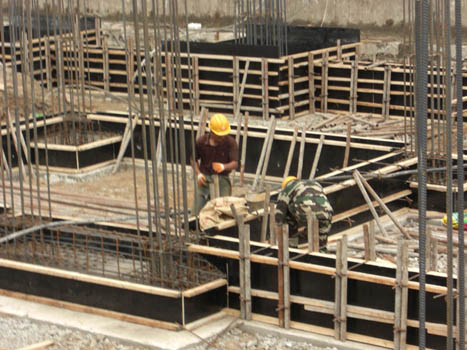 工厂土建工程施工监理工地.jpg