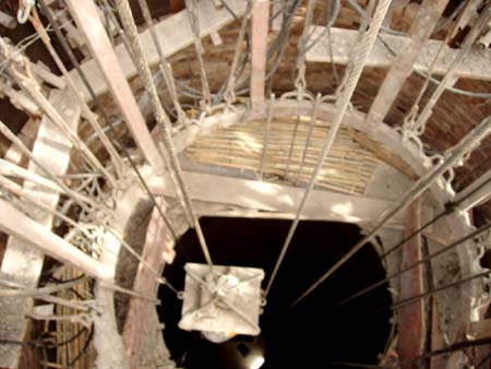 土建施工正在进行中.jpg